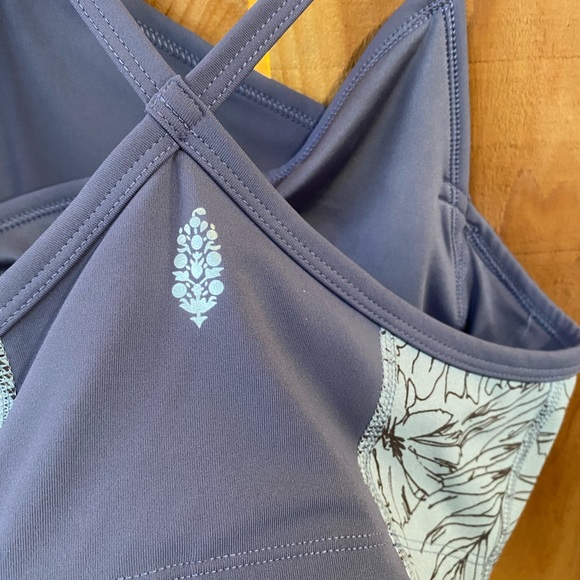 Free People Movement Fired Up Sports Bra Floral Active workout gym - Picture 4 of 5